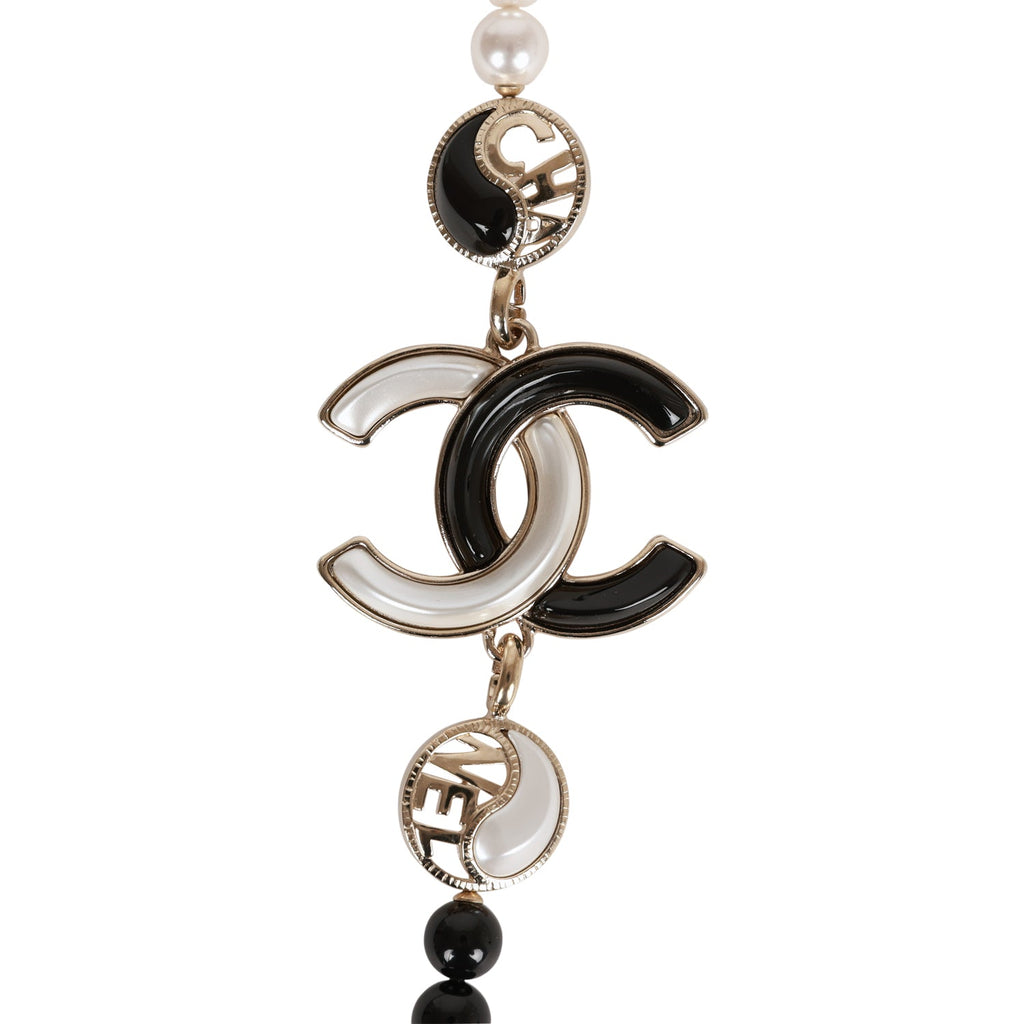 Chanel Black And White CC Logo Faux Pearl Glass Beads Long Necklace