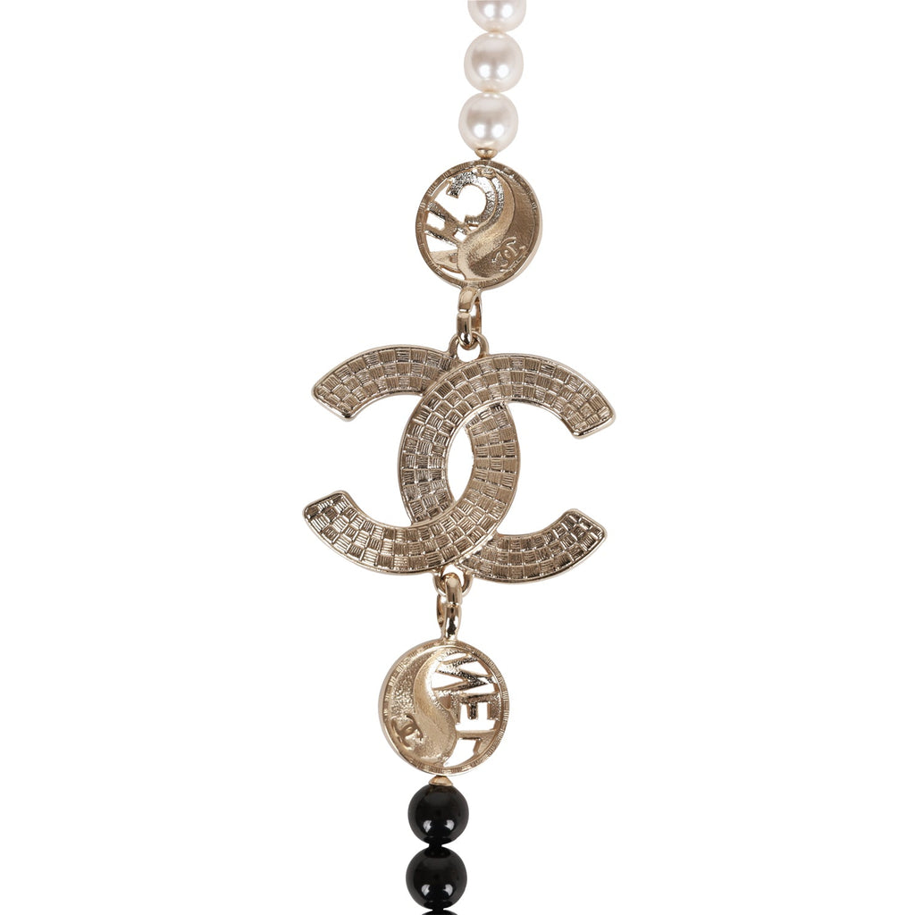 Chanel Black And White CC Logo Faux Pearl Glass Beads Long Necklace
