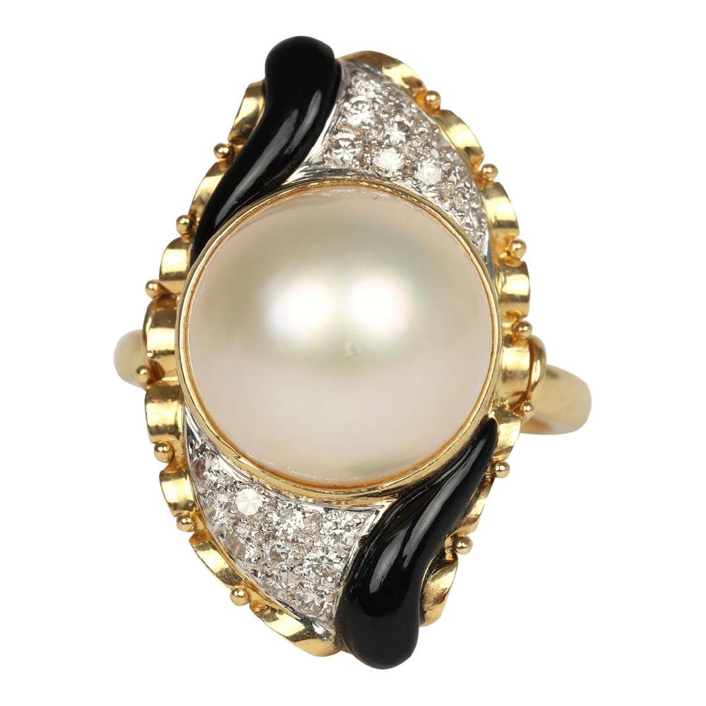 For Future Reference Vintage 1980s Mabe Pearl Onyx and Diamond Cocktail Ring