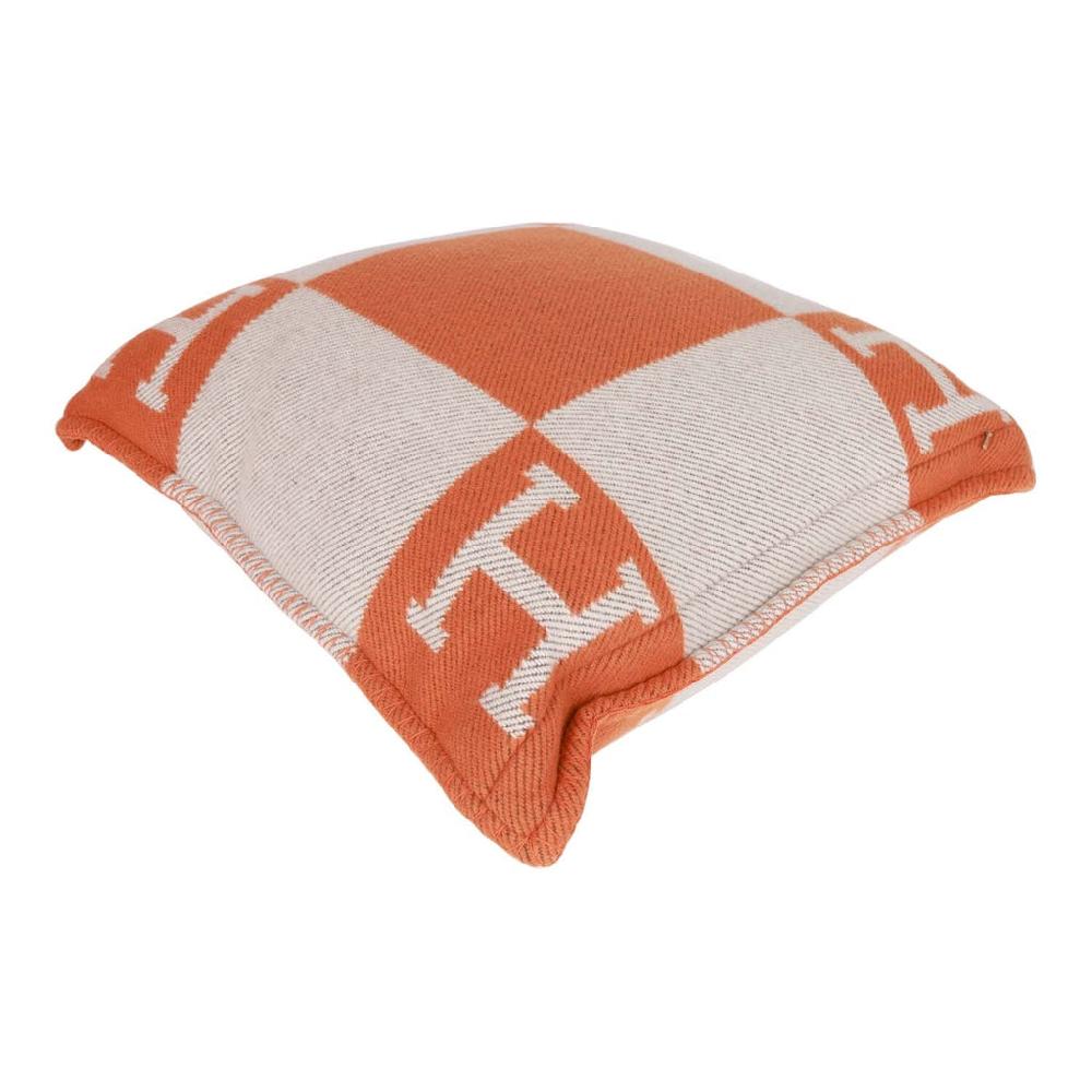Hermes "Avalon" Ecru And Potiron Signature H Cushion PM