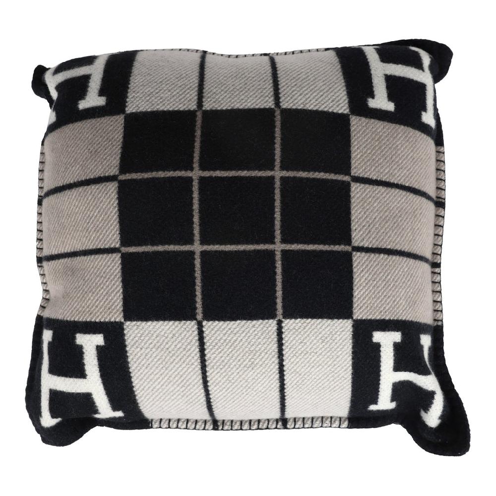 Hermes "Avalon III" Signature H Cushion PM Ecru And Gris Fonce Set