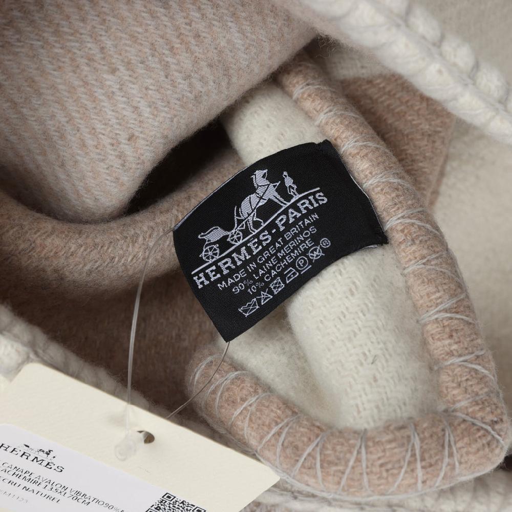 Hermes "Avalon Vibration" Ecru And Naturel Blanket