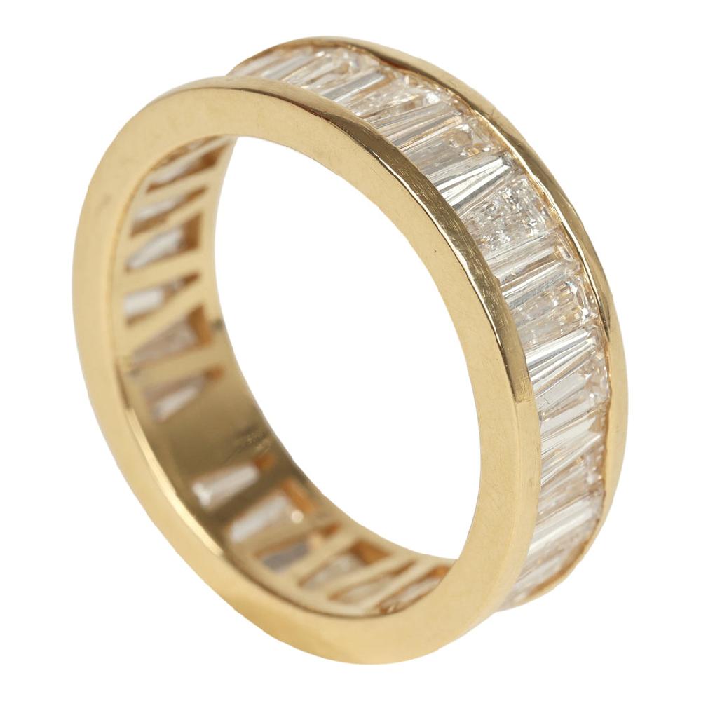 Lizzie Mandler Alternating Tapered Baguette Eternity Band