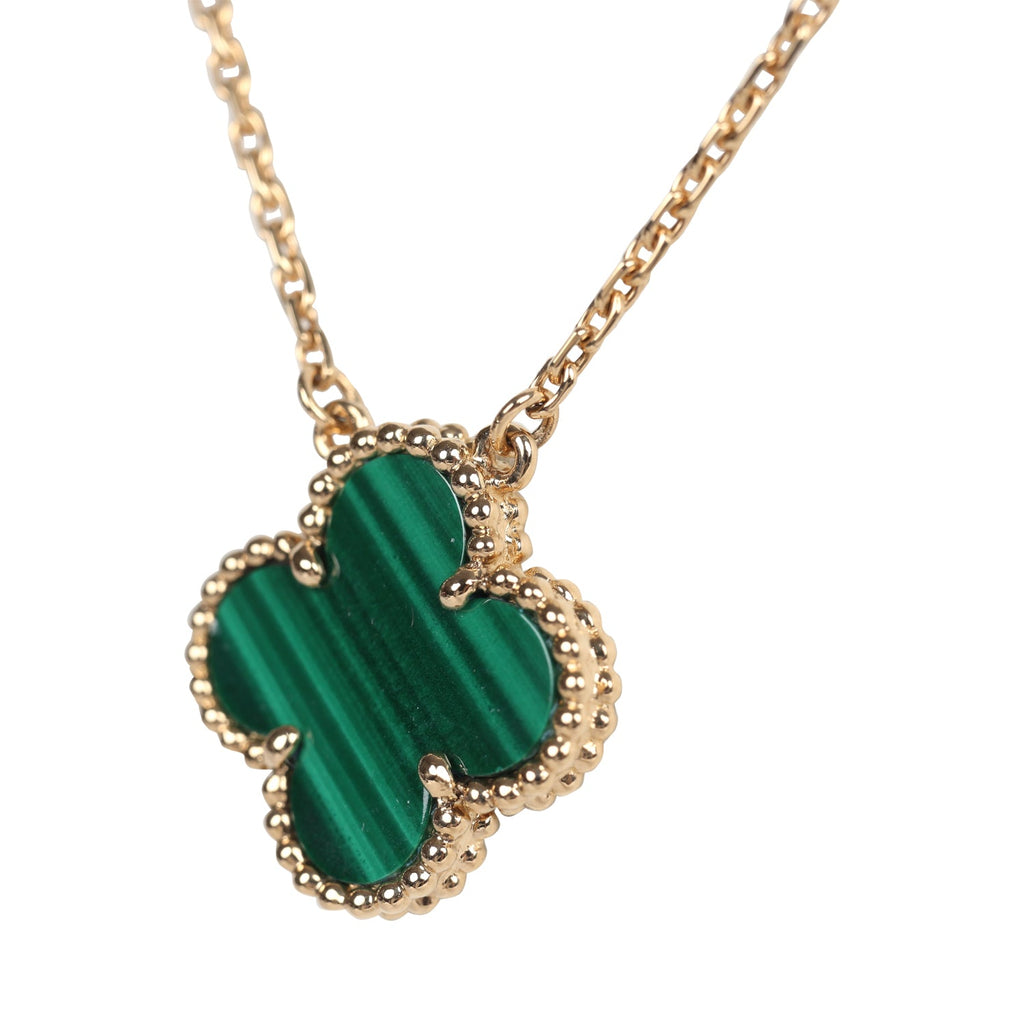 Van Cleef & Arpels Vintage Alhambra Motif Pendant Necklace Malachite 18K Yellow Gold