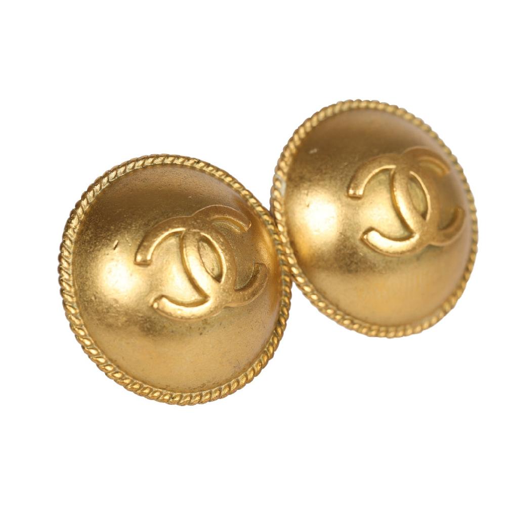 Vintage Chanel 24K Gold Plated CC Round Button Clip On Earrings