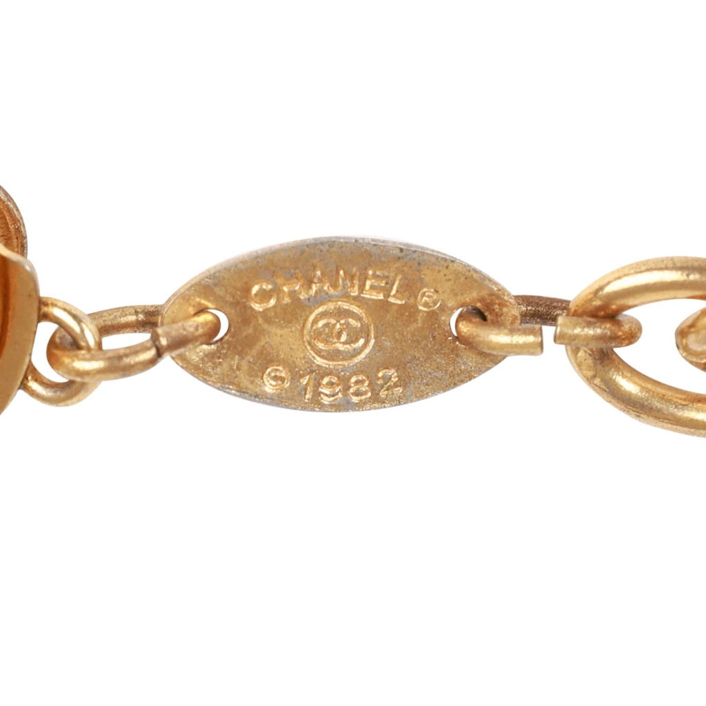 Vintage Chanel 24K Gold Plated Large Signature CC Logo Pendant Necklace