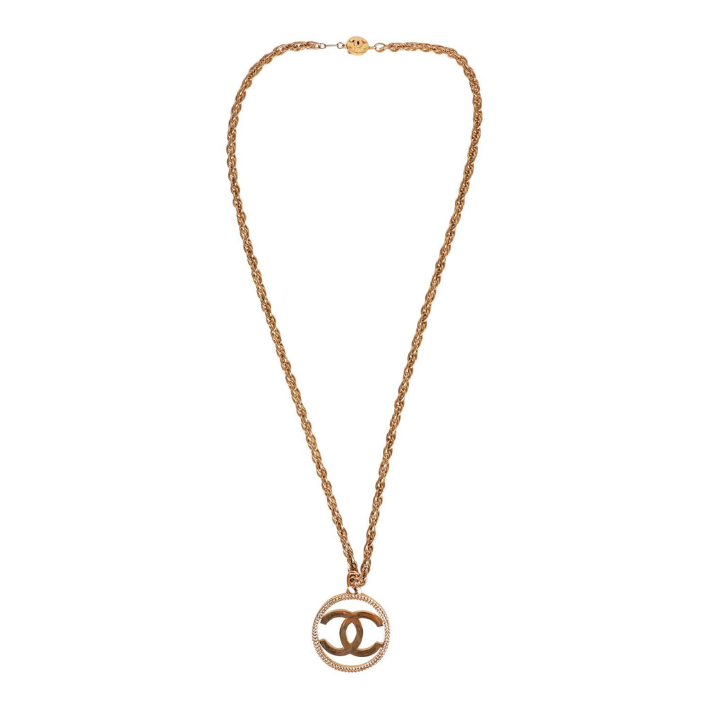 Vintage Chanel 24K Gold Plated Large Signature CC Logo Pendant Necklace