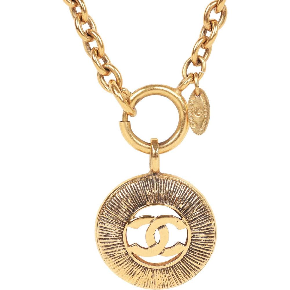 Vintage Chanel Gold Sunburst Interlocking CC Medallion Necklace
