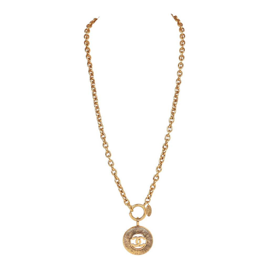 Vintage Chanel Gold Sunburst Interlocking CC Medallion Necklace