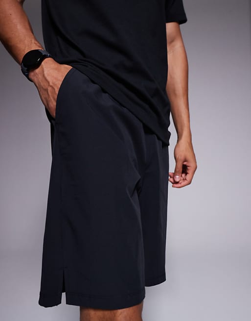 4505 8" Wide Leg Training Short With Zip Phone Pocket In Black