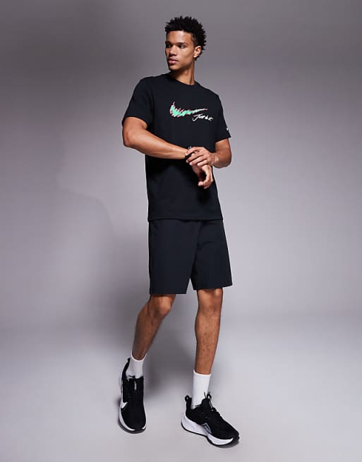 4505 8" Wide Leg Training Short With Zip Phone Pocket In Black