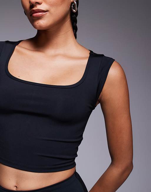 4505 Active Square Neck Cap Sleeve Top In Black