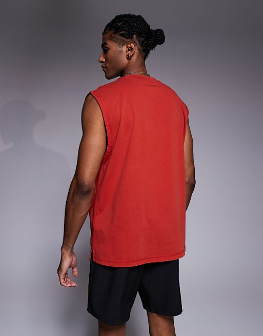4505 Cotton Oversized Pump Training Tank With Chest Graphic And Quick Dry Finish In Washed Red