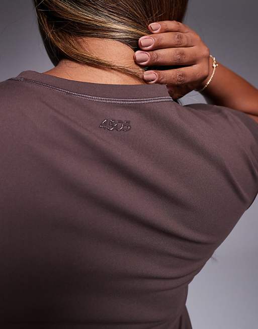 4505 Curve Icon Soft Touch Studio Baby T-shirt In Plum Chocolate