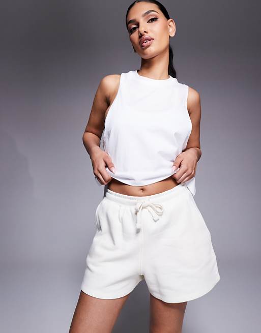 4505 heavyweight cotton sweat shorts with quick dry finish in vintage white