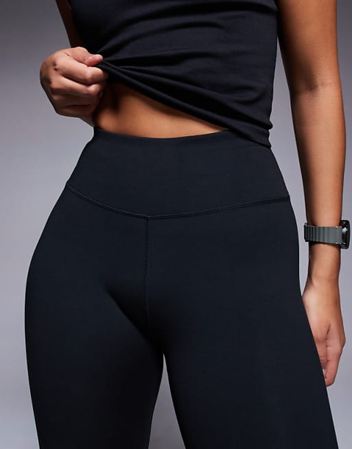 4505 Hourglass Icon 8 Inch Soft Touch Legging Short In Black