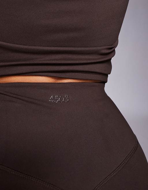 4505 Hourglass Icon 8 Inch Soft Touch Legging Short In Chocolate