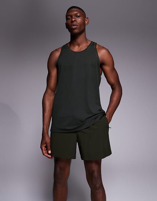 4505 Icon 5 inch quick dry training shorts with zip pockets in khaki