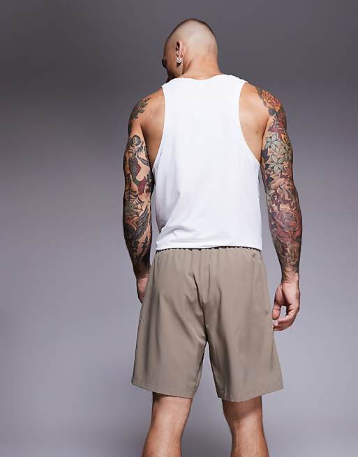 4505 Icon 7 Inch Quick Dry Training Shorts With Zip Pockets In Stone Grey