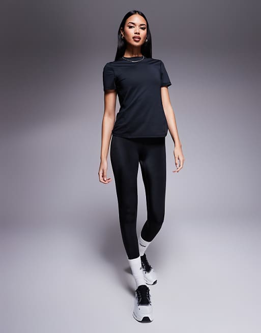 4505 Icon Active Quick Dry Performance T-shirt In Black