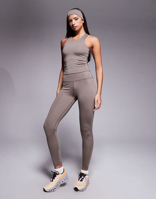 4505 Icon Active Racer Back Vest With Inner Bra And Removable Padding In Morel