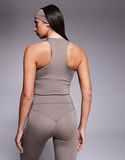 4505 Icon Active Racer Back Vest With Inner Bra And Removable Padding In Morel