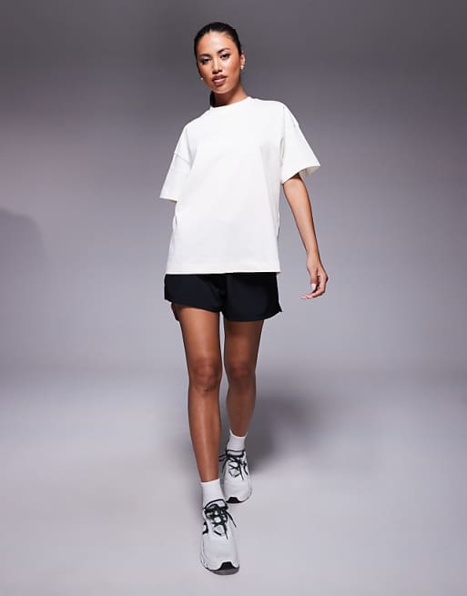 4505 Icon heavyweight cotton oversized t-shirt with quick dry finish in vintage white