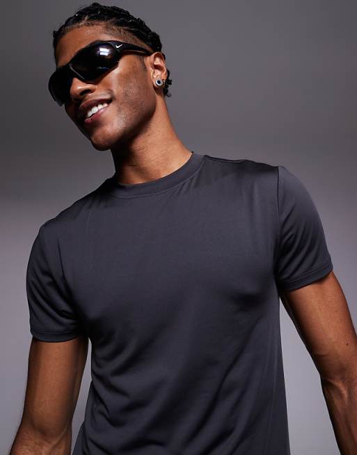 4505 Icon Muscle Fit Training T-shirt With Quick Dry In Charcoal