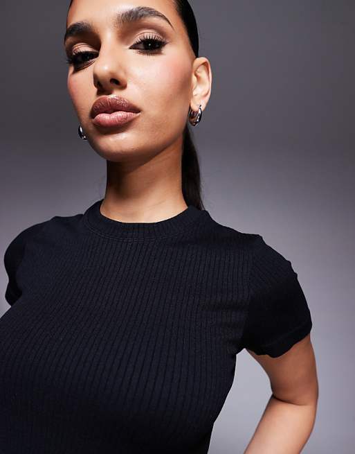 4505 Icon Seamless Rib Performance Baby T-shirt In Black