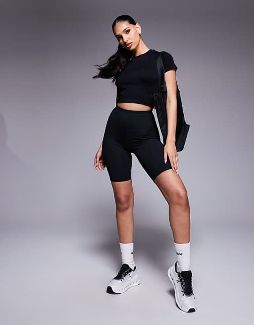 4505 Icon Seamless Rib Performance Baby T-shirt In Black