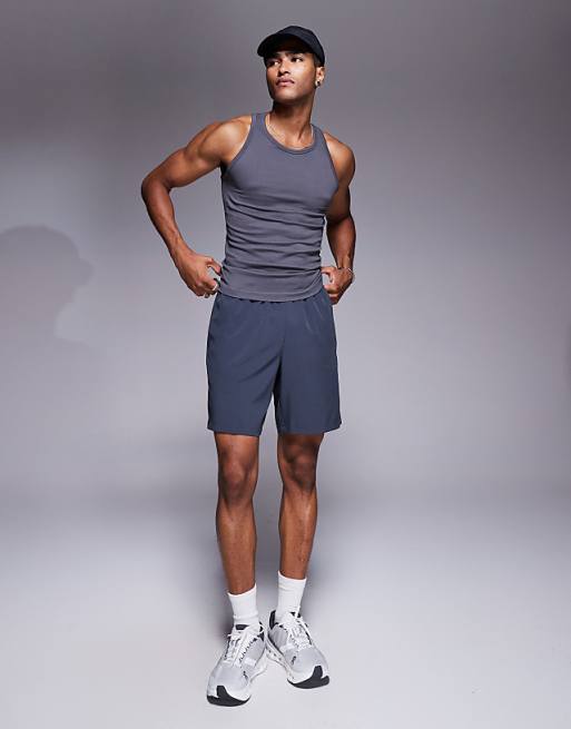 4505 Icon Seamless Rib Slim Fit Vest In Charcoal