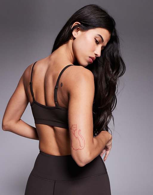 4505 Icon Soft Touch Light Support Sports Bra With Adjustable Straps In Chocolate