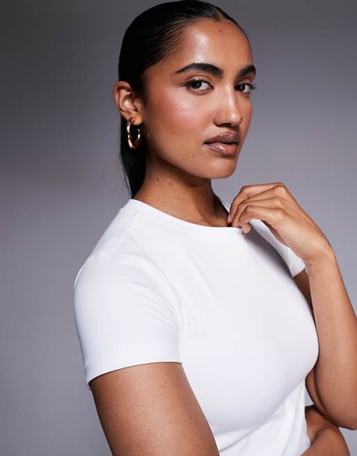 4505 Icon Soft Touch Studio Baby T-shirt In White