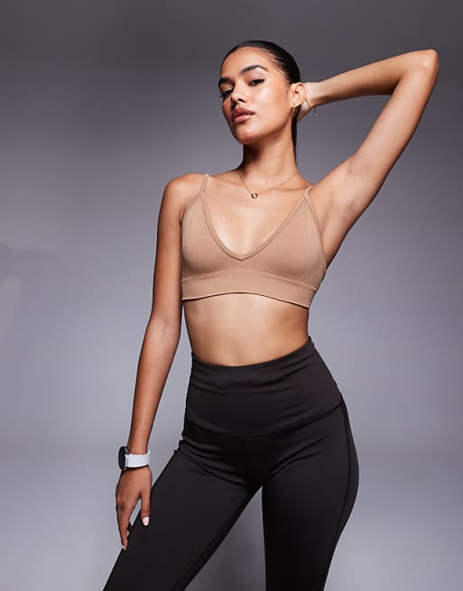 4505 Intimate Seamless Active Light Support Sports Bra In Honey Beige