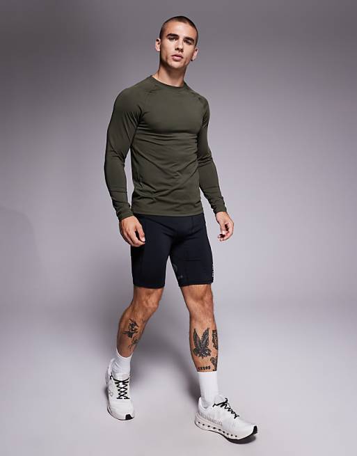 4505 Running Base Layer Graphic Legging Shorts With Phone Pocket In Black