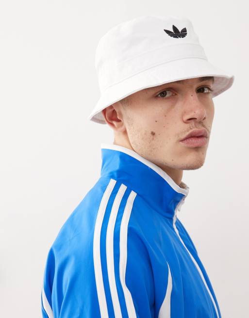 Adidas Originals Adicolor Trefoil Bucket Hat In White