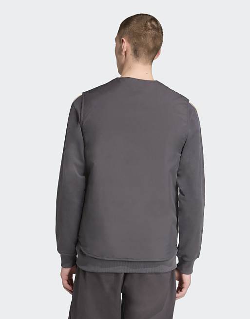 Adidas Originals Manchester United Terrace Icons Vest In Utility Black / Semi Night Fla