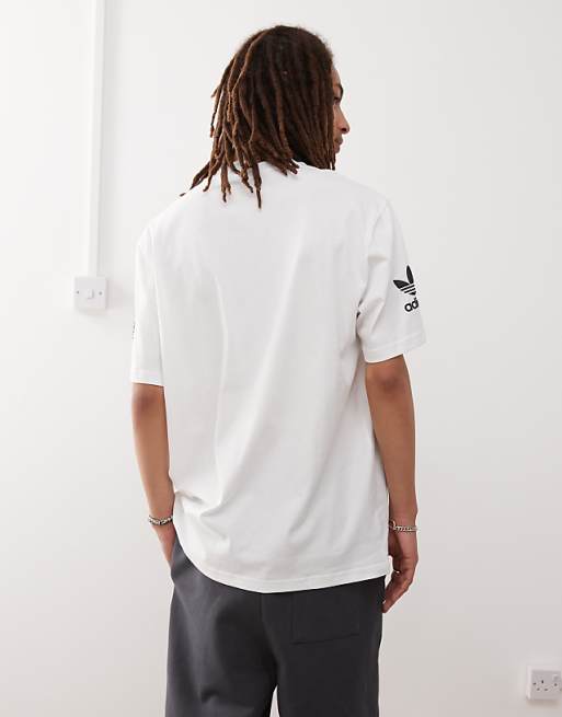 Adidas Originals T-shirt With 90's Football Graphic In White