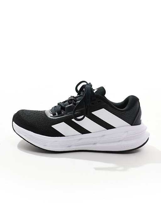 Adidas Running Questar 3 Trainers In Black