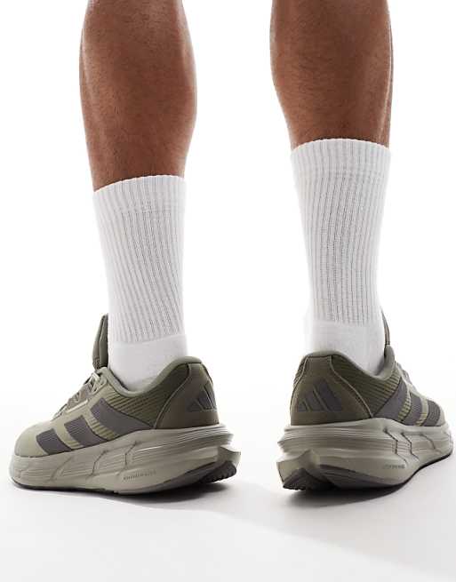 Adidas Running Questar 3 Trainers In Olive