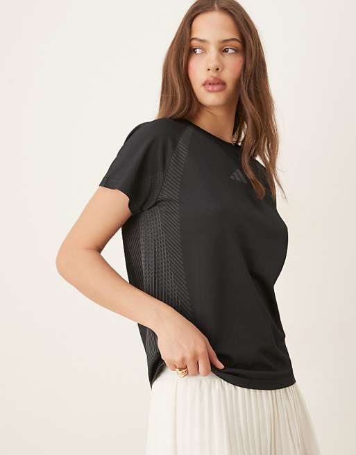 adidas Training seamless t-shirt in black