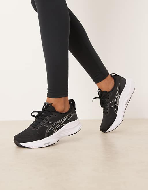 Asics Gel-Kayano 32 Running Trainers In Black And White