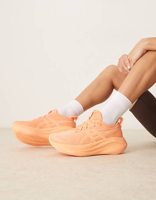 Asics Gel-Nimbus 27 lite-Show running trainers in lite-show and mojave