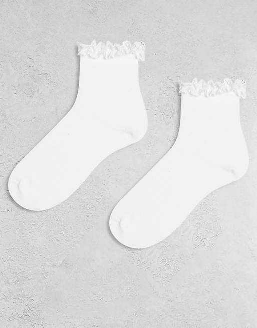 ASOS DESIGN 2 pack frill top ankle socks in white