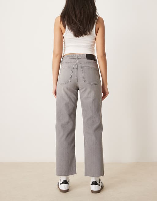 ASOS DESIGN Ankle Grazer Straight Leg Jeans In Grey