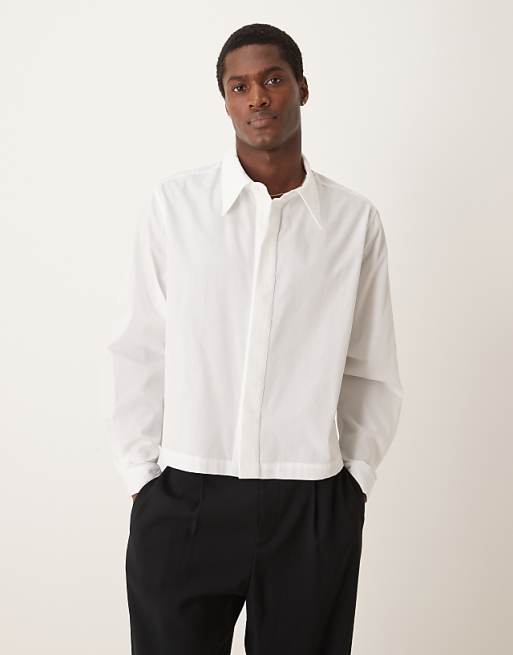 ASOS DESIGN boxy cropped 70s collar poplin shirt in white
