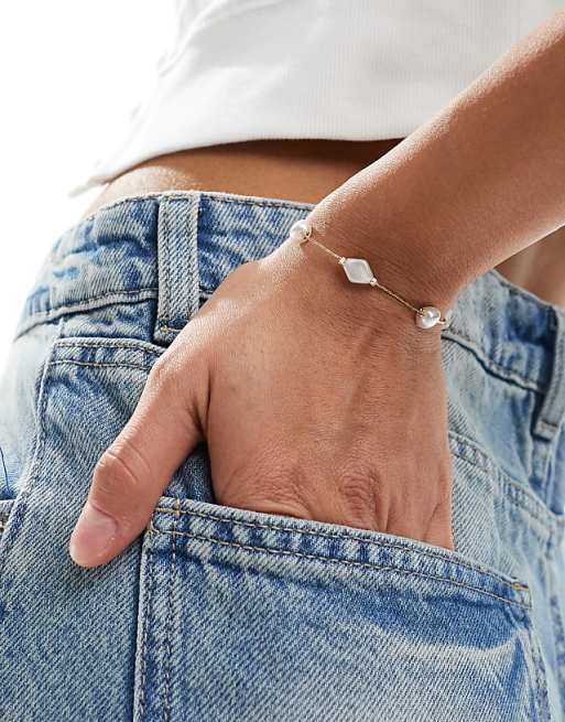 ASOS DESIGN Bracelet With Faux Pearl And Fine Chain Design In Gold Tone