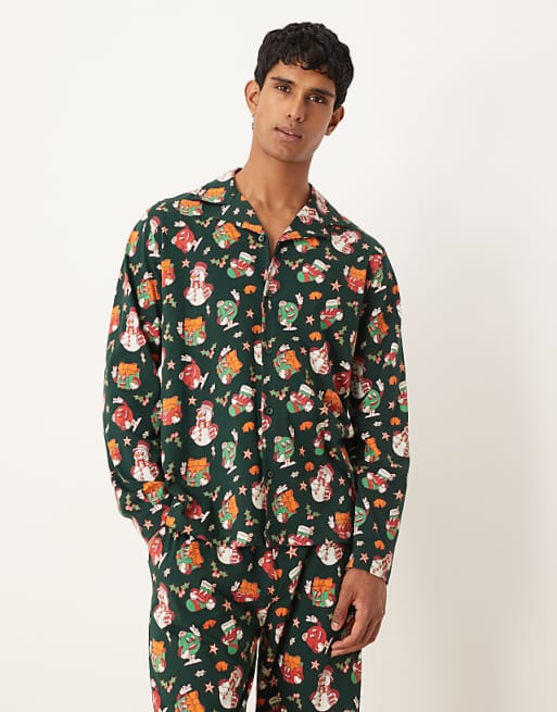 ASOS DESIGN Christmas Pyjama Set With Characters Graphic In Green