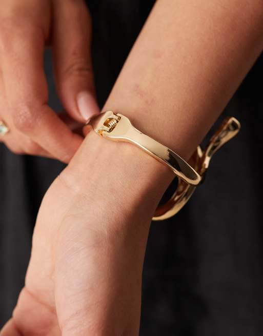 ASOS DESIGN Cuff Bracelet In Molten Design In Gold Tone