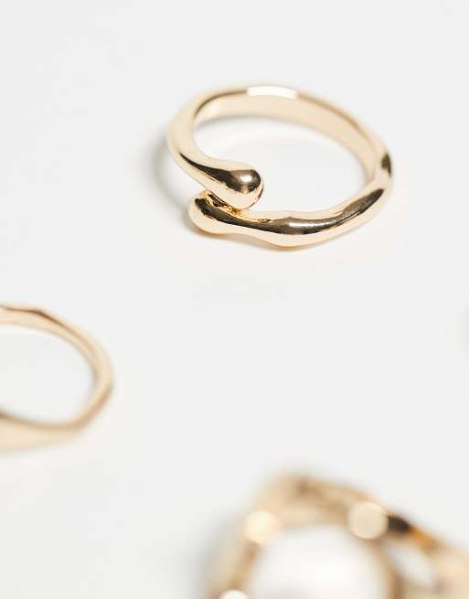 ASOS DESIGN Curve Multi-pack Of Rings With Sculptural Molten Design In Gold Tone